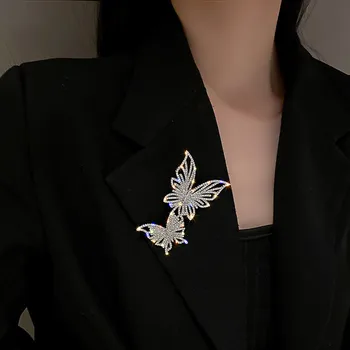 Abartılı Rhinestone Büyük Kelebek Broş Pin Takı Kadınlar için Lüks Kristal Püskül Kalp Broş Klipler Giyim Aksesuarı
